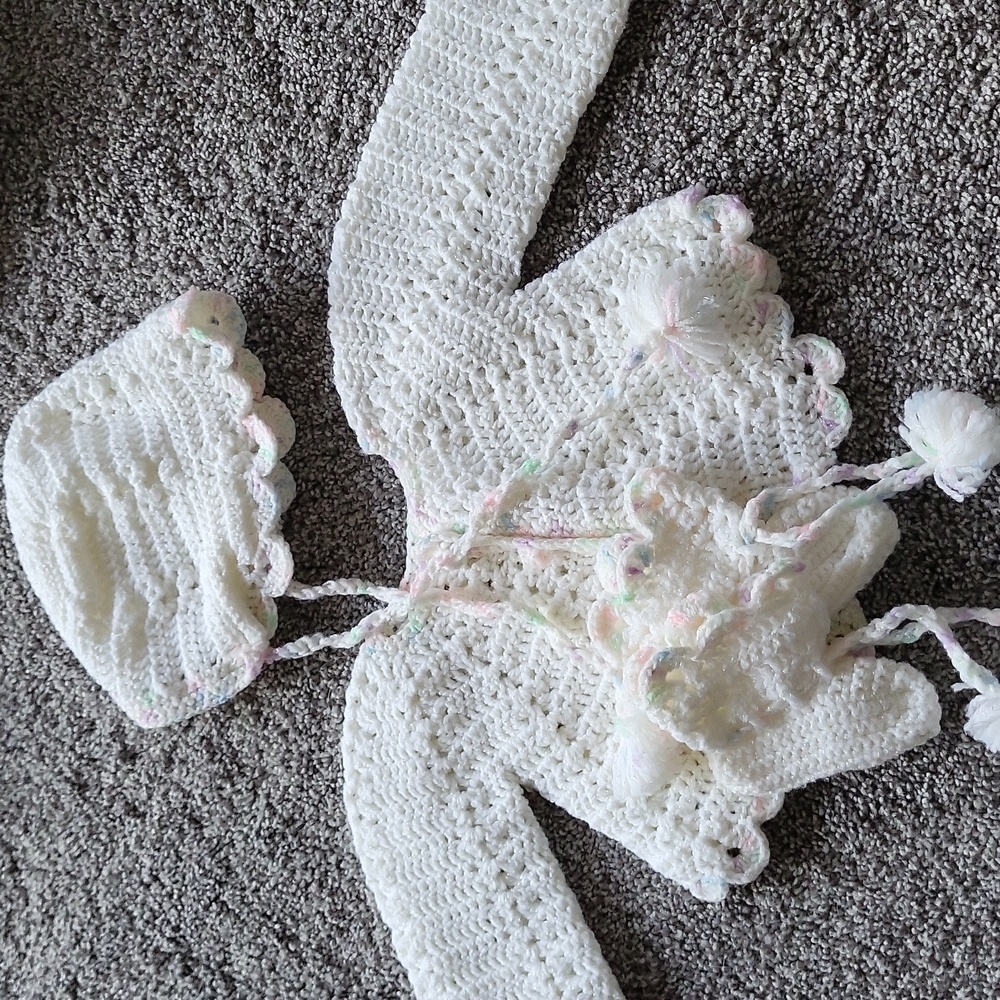 Handmade newborn set